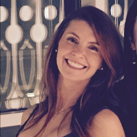 Meet your Posher, Michelle - Picture 1 of 1